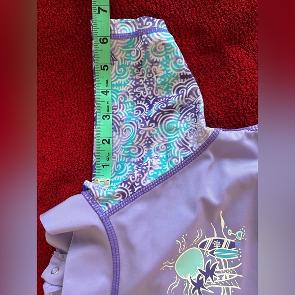 UV Skins Violet Mock Neck Rash Guard - 2T - Picture 2 of 8